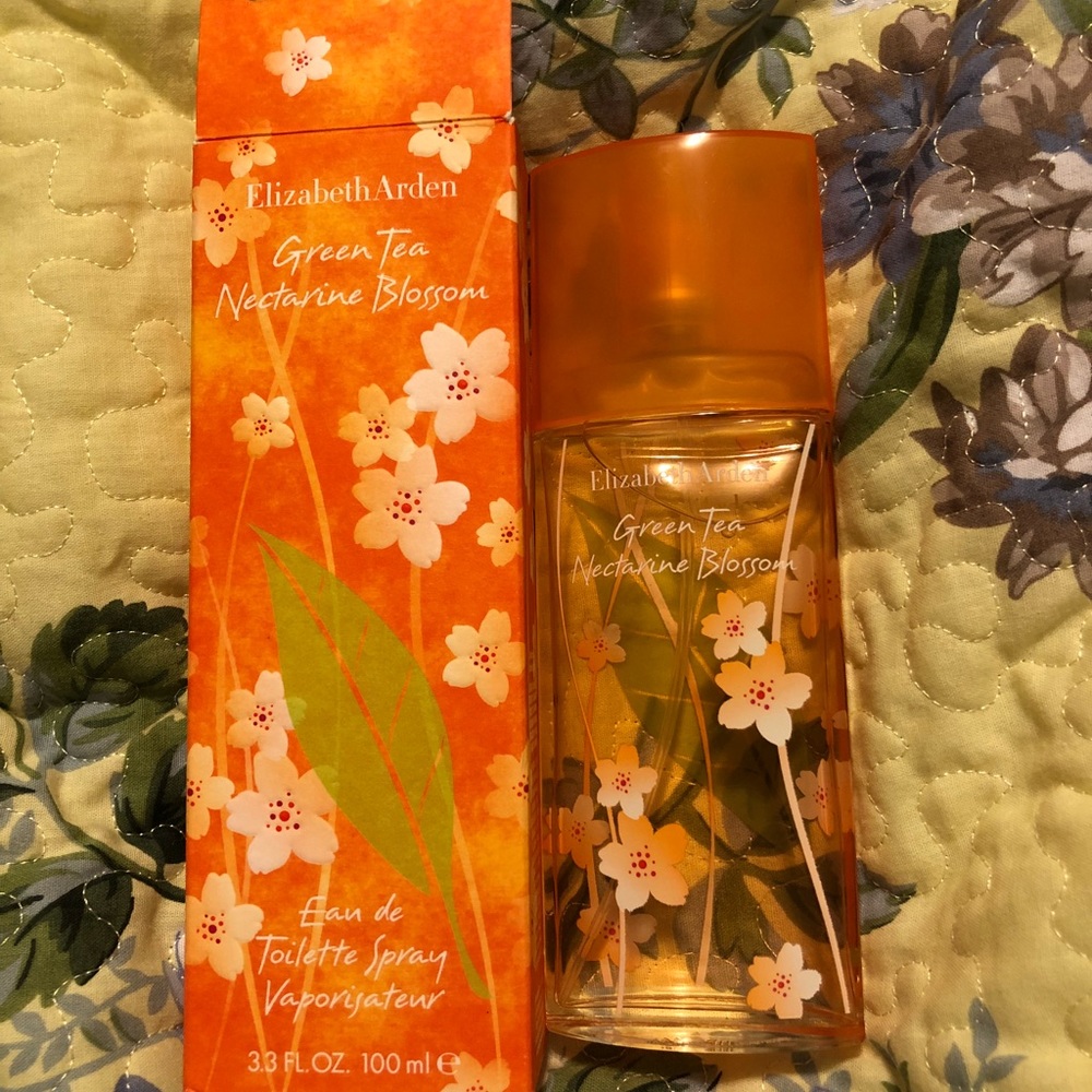 Elizabeth Arden Green Tea Nectarine Blossom